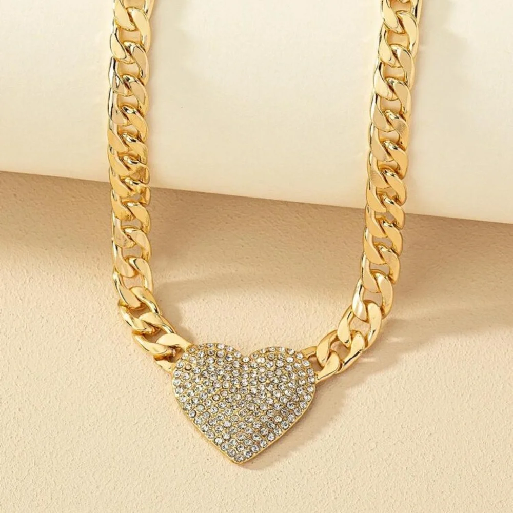 Rhinestone Heart Decor Chain Necklace - Picture 2 of 4